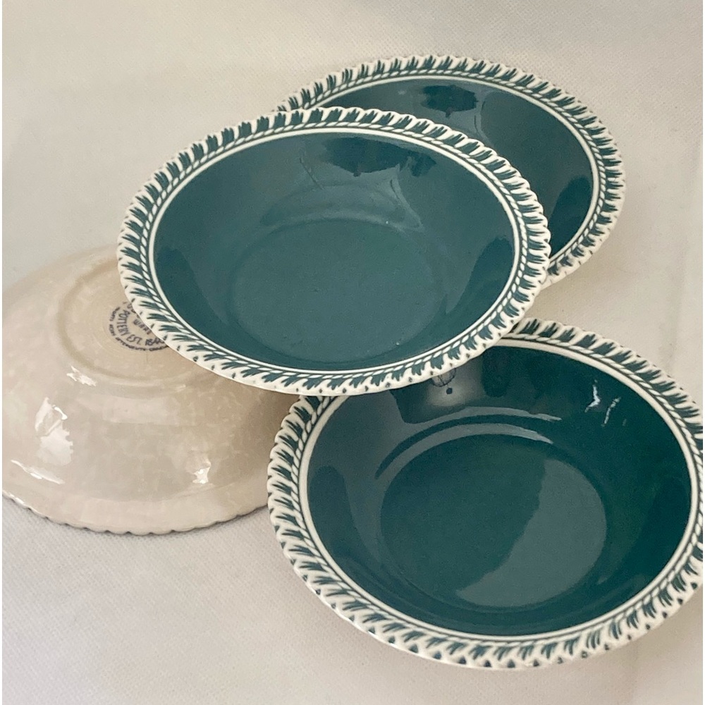 Vintage Set of Four Harker 6” In Diameter Dish